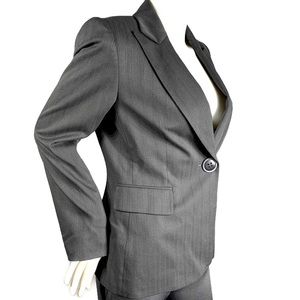 Tahari Women’s Blazer Size 4P